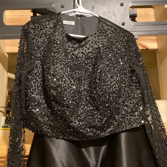 Long sleeve prom dress - Picture 4 of 7